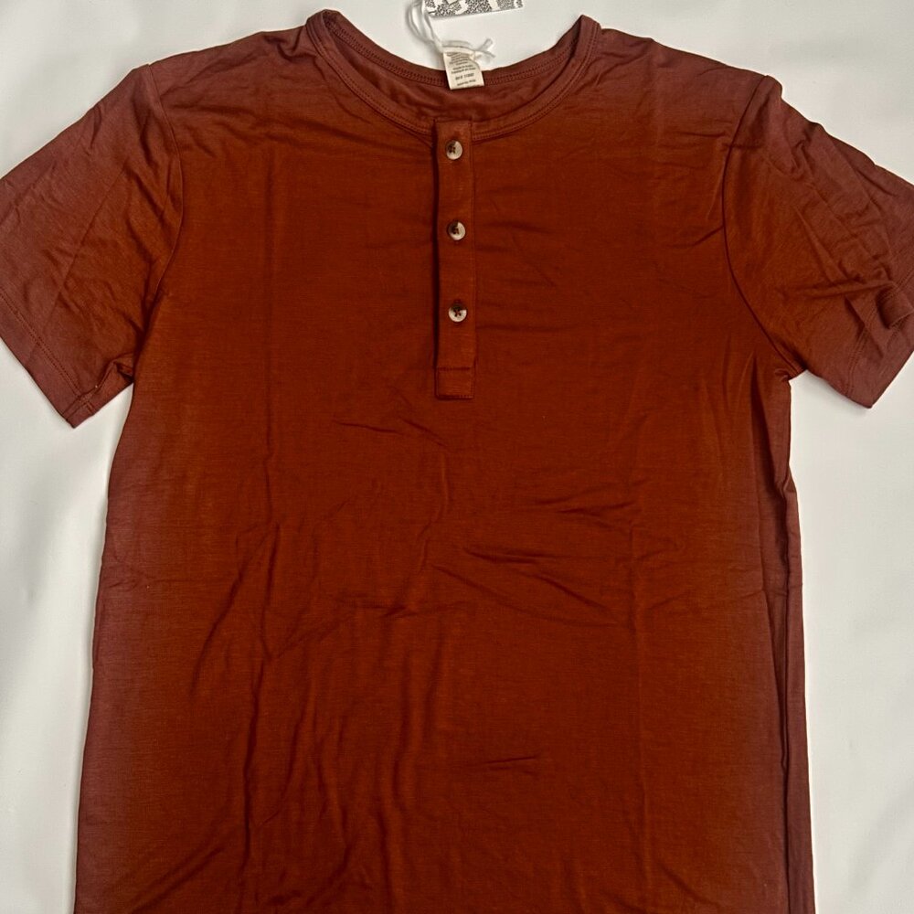 NWT Kate Quinn Men's Small Bamboo Henley Patina Rust Brown Shirt